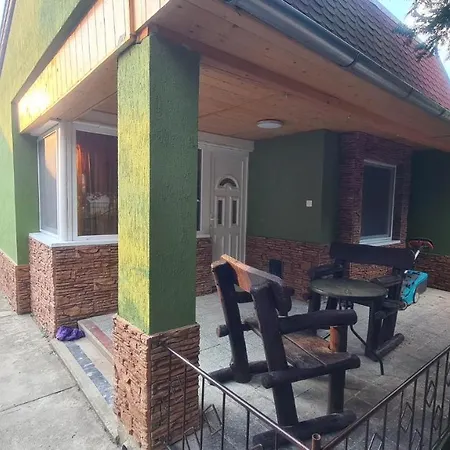Fiona Kunyhoja Apartmanhaz Appartement *